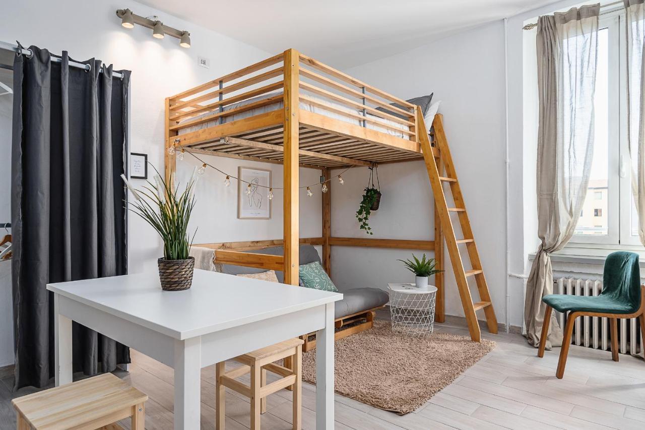 Design Suite In The Heart Of Bicocca University Milan Extérieur photo